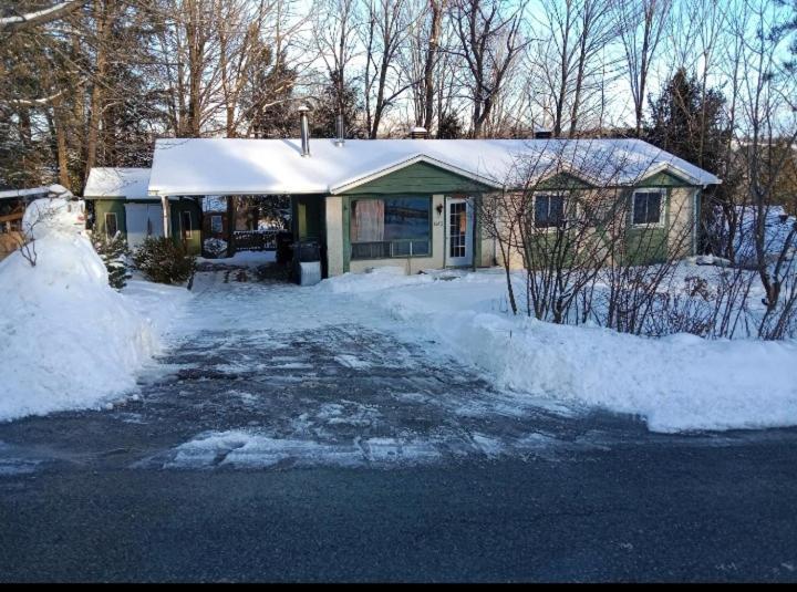 Auberge Berna Sherbrooke Exterior foto